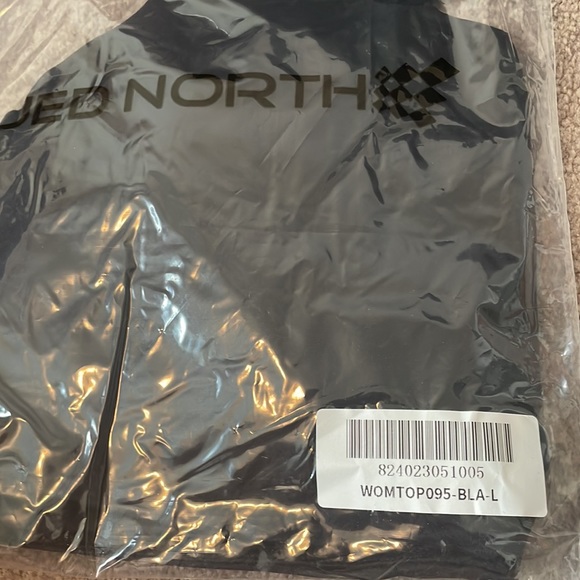 JED NORTH Crop tank/sports bra- Large - Picture 4 of 4